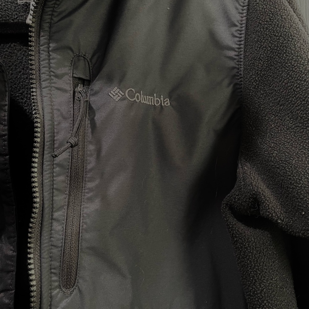 Youth 18/20 Columbia fleece overlay jacket. - Picture 3 of 4